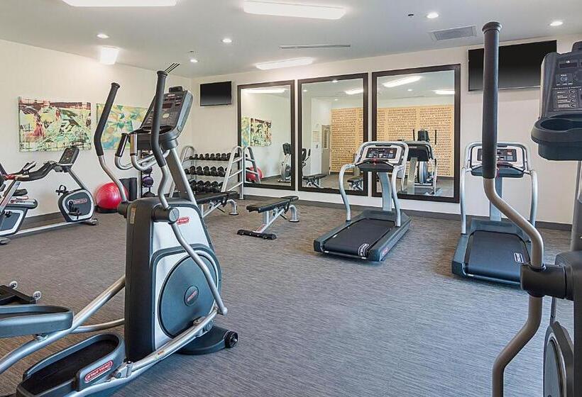 فندق Four Points By Sheraton Plano