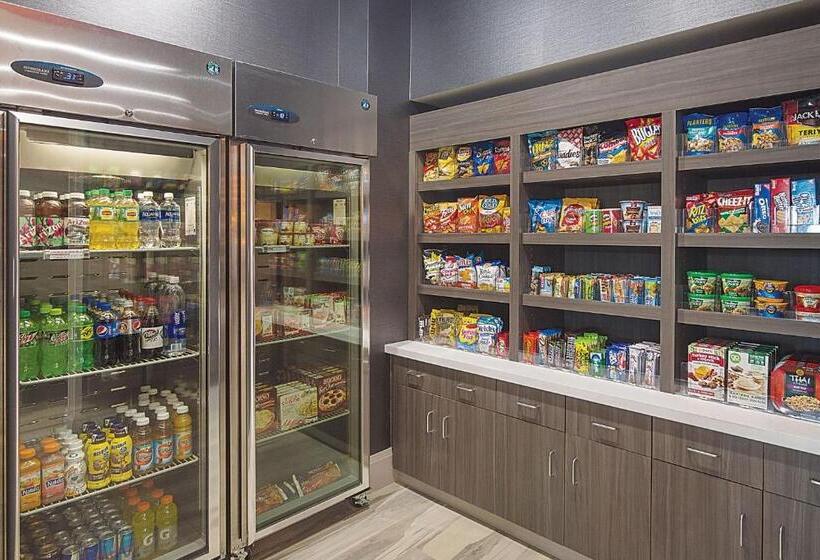 فندق Four Points By Sheraton Plano