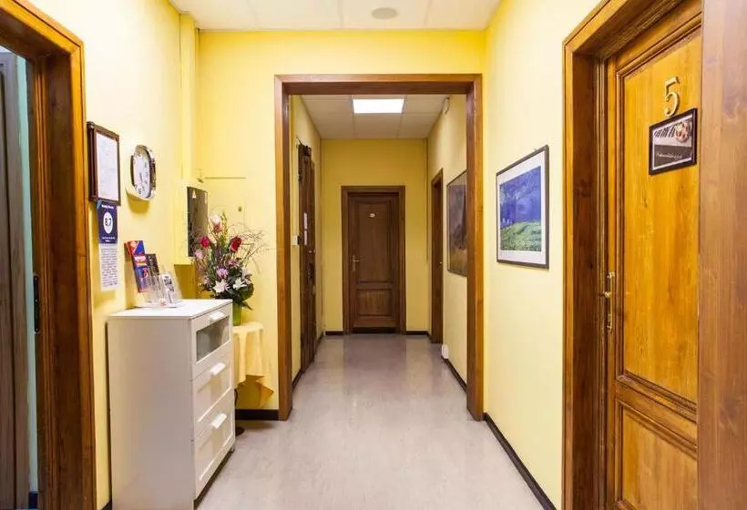 هتل Melody House