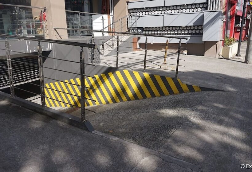 בית מלון כפרי Pacific Park