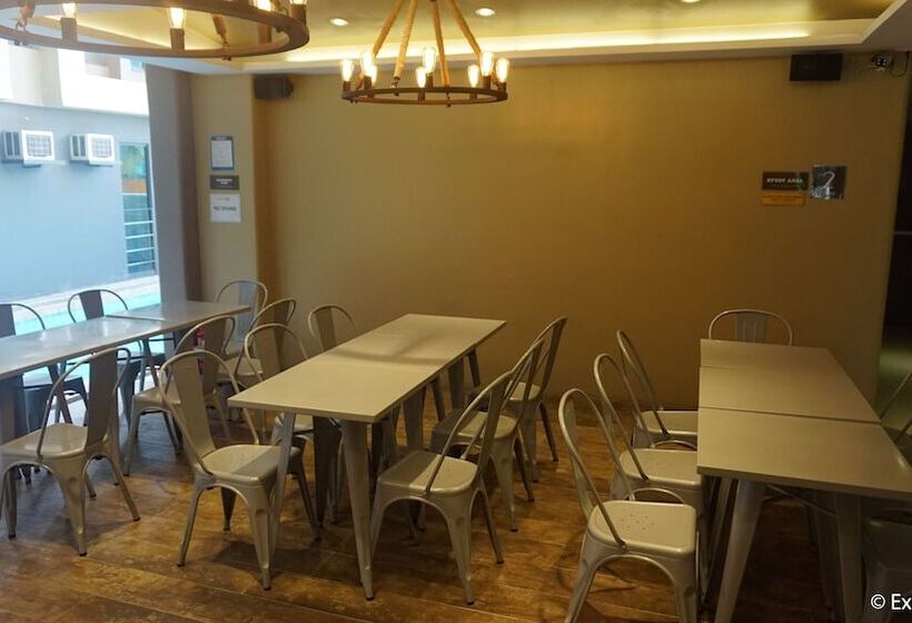 בית מלון כפרי Pacific Park