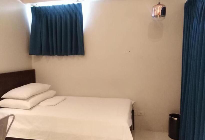 בית מלון כפרי Pacific Park