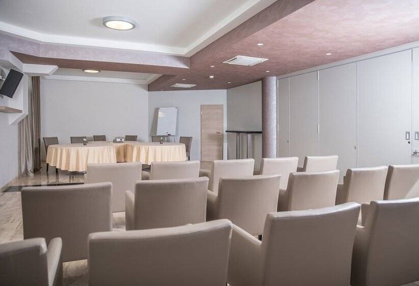 فندق Royal Airport