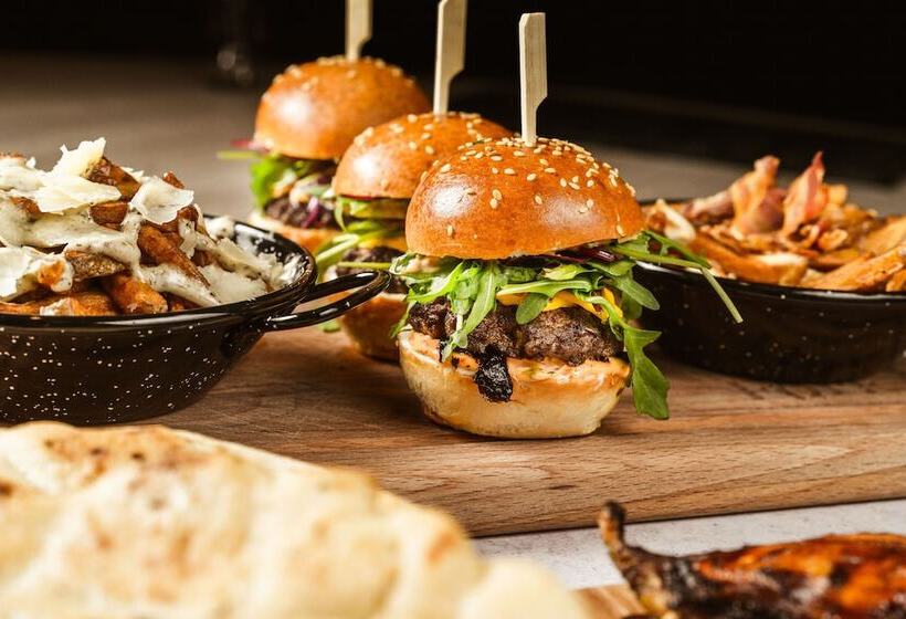 فندق Royal Airport