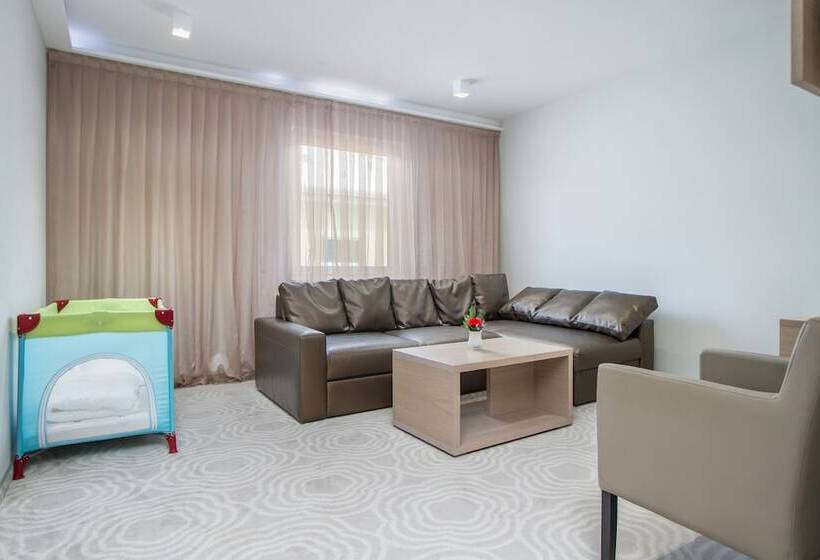 فندق Royal Airport