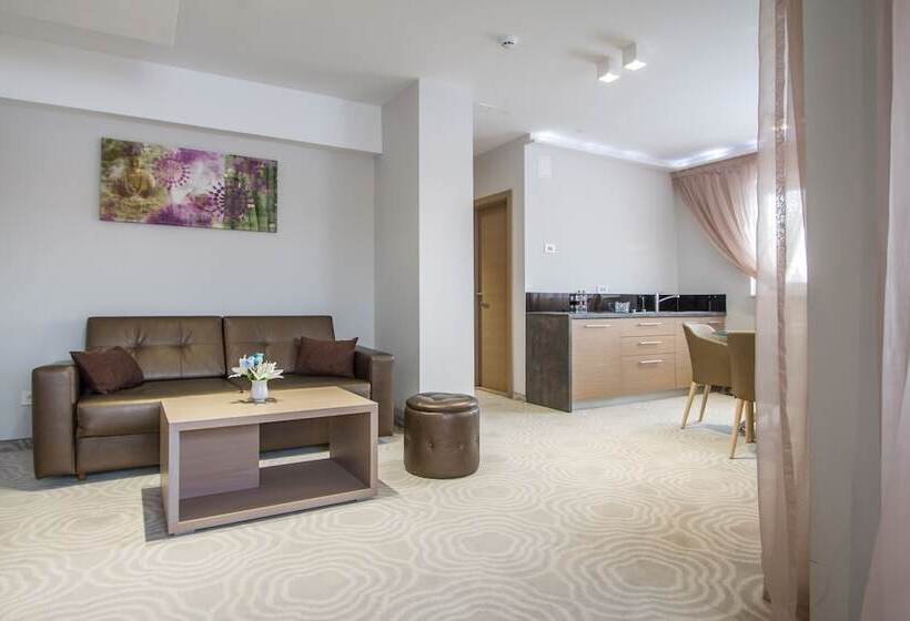 فندق Royal Airport