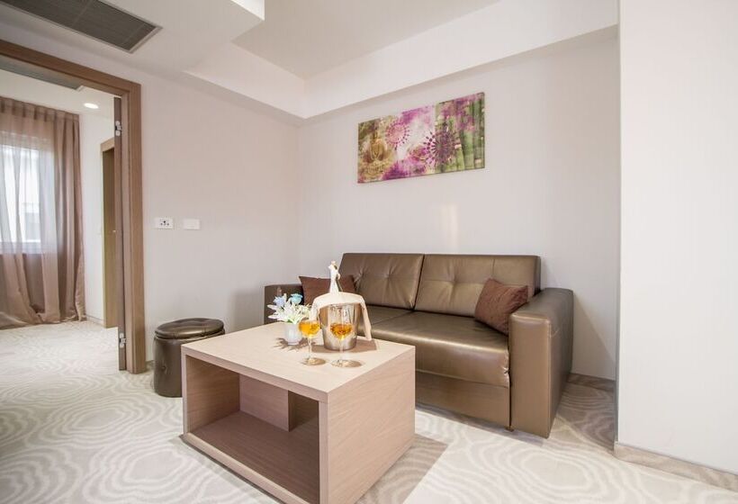 فندق Royal Airport