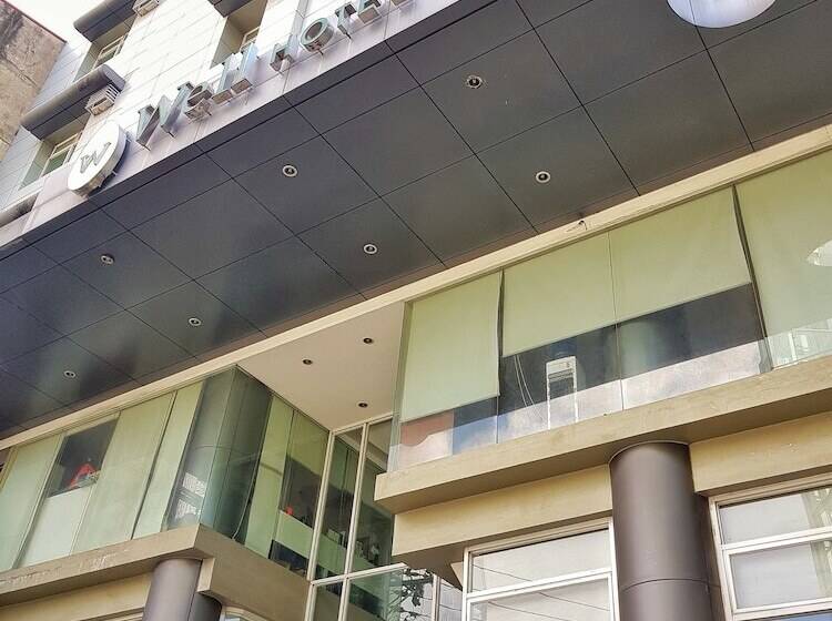 בית מלון כפרי The Well