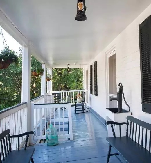 Linden   A Historic Bed And Breakfast