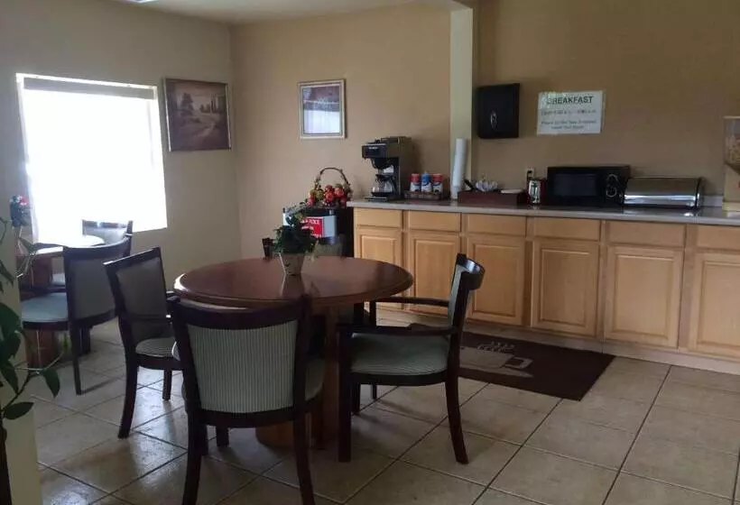 Motelli Executive Inn Schulenburg