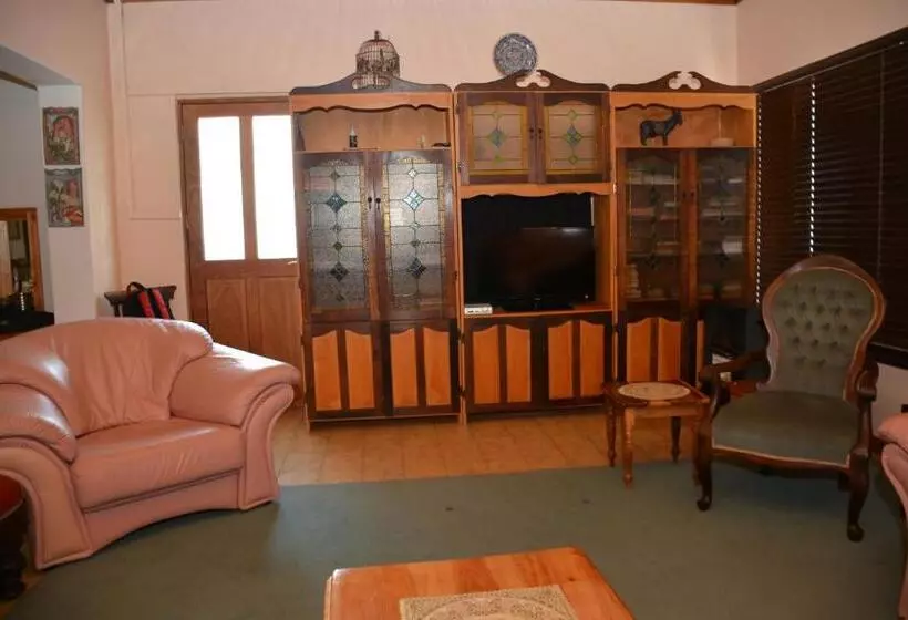 پانسیون Blue Crane Guest House Bloemfontein