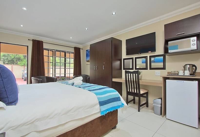 פנסיון Gecko Inn