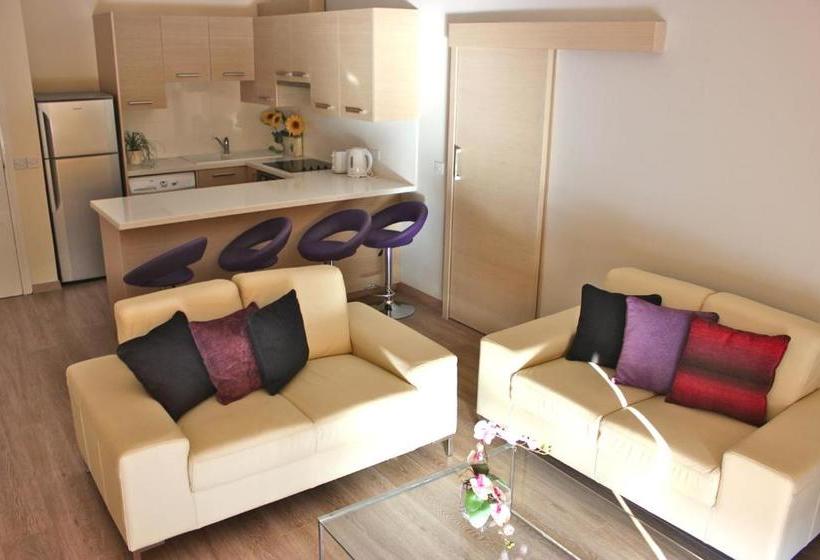 River Beach Apartment 101