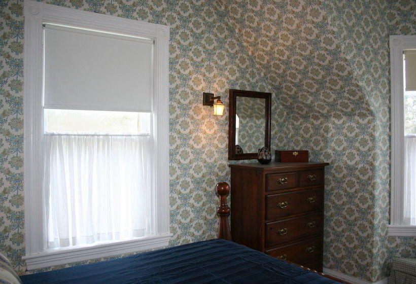 Sackville Bed And Breakfast