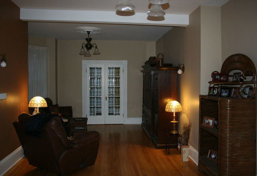 Sackville Bed And Breakfast