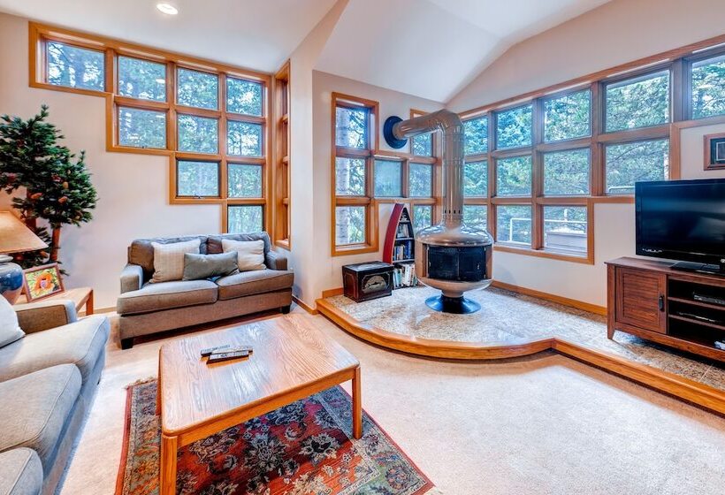 River Glen Condos By Crmr