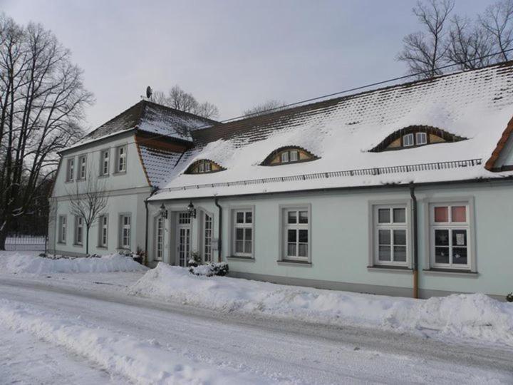 Aamiaismajoitus (B&B) Internat Schloss Spiegelberg