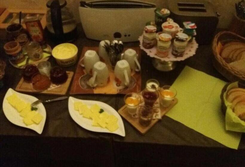 Aamiaismajoitus (B&B) Internat Schloss Spiegelberg