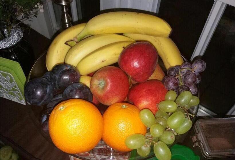 Aamiaismajoitus (B&B) Internat Schloss Spiegelberg