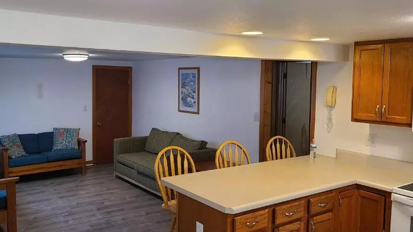Driftin Sands Motel