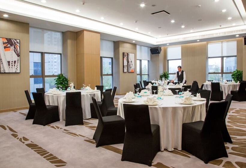 Cm Service Apartment Tianjin