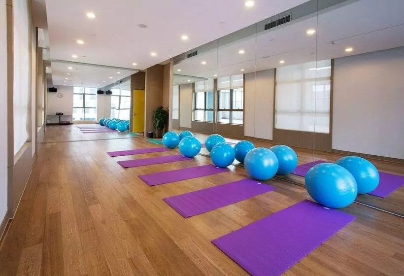 Cm Service Apartment Tianjin