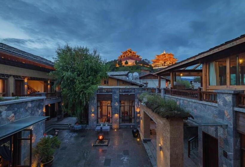 فندق Arrokhampa By Zinc Journey Shangrila