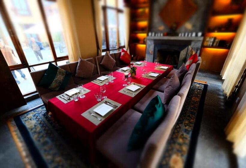 فندق Arrokhampa By Zinc Journey Shangrila