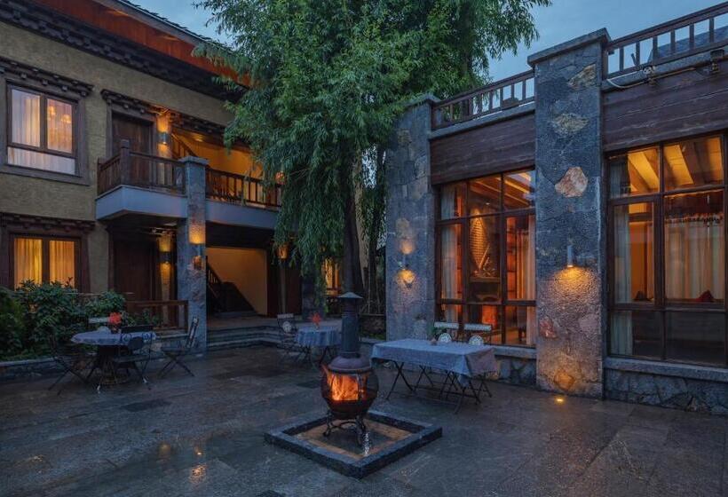 فندق Arrokhampa By Zinc Journey Shangrila