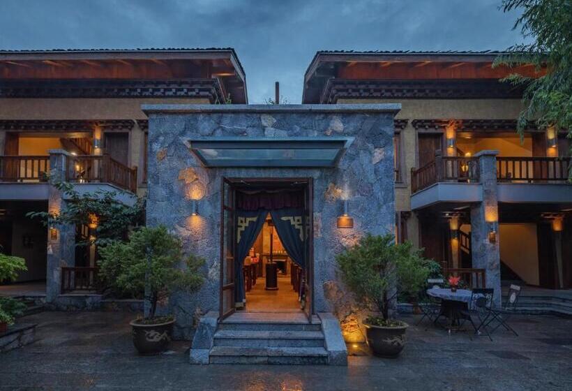 فندق Arrokhampa By Zinc Journey Shangrila