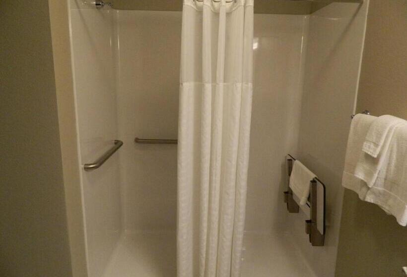 酒店 Brookstone Lodge & Suites