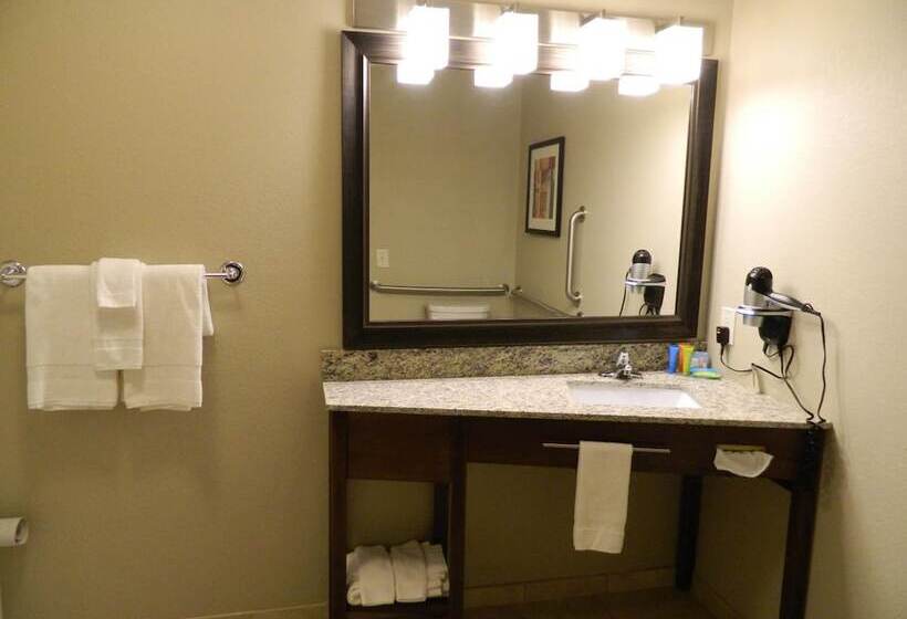 酒店 Brookstone Lodge & Suites