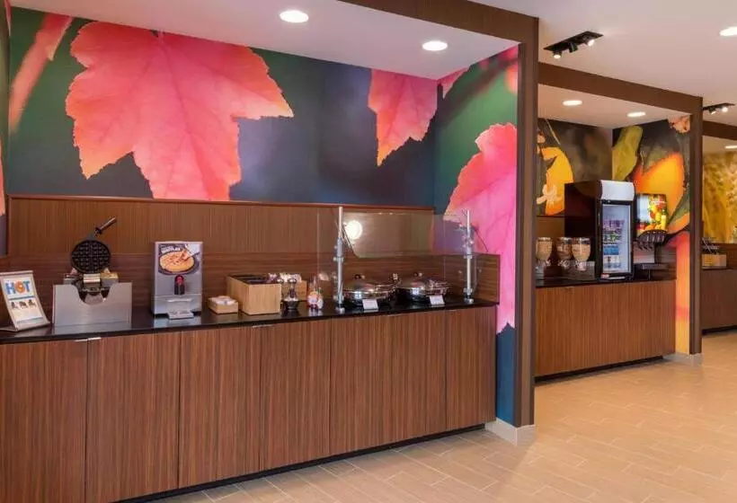 ホテル Fairfield Inn & Suites By Marriott Huntington
