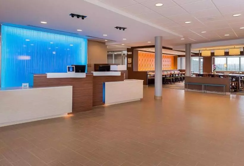 ホテル Fairfield Inn & Suites By Marriott Huntington