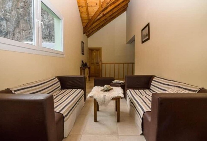 ホテル Hosteria Vertical Lodge