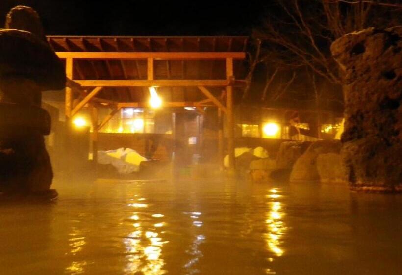 בית מלון כפרי Niseko Grand