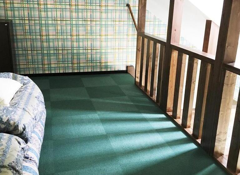 Petit Hotel Blanc Fleur