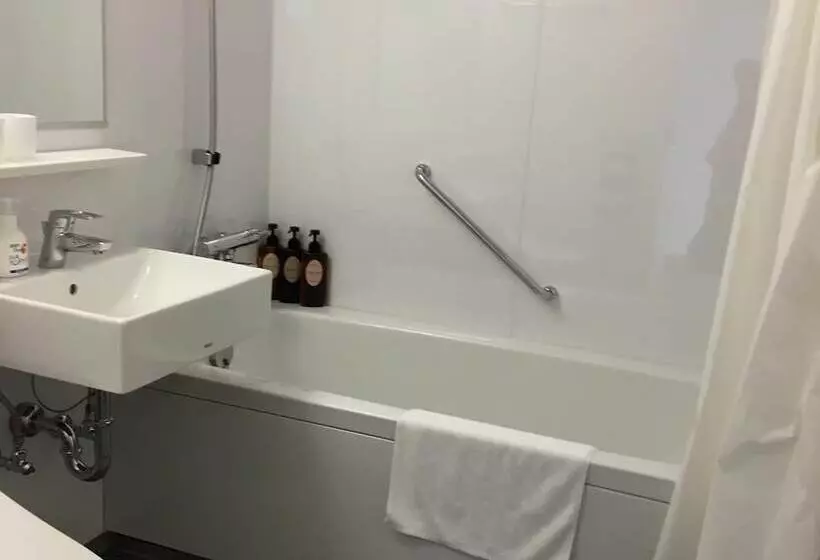 Petit Hotel Blanc Fleur
