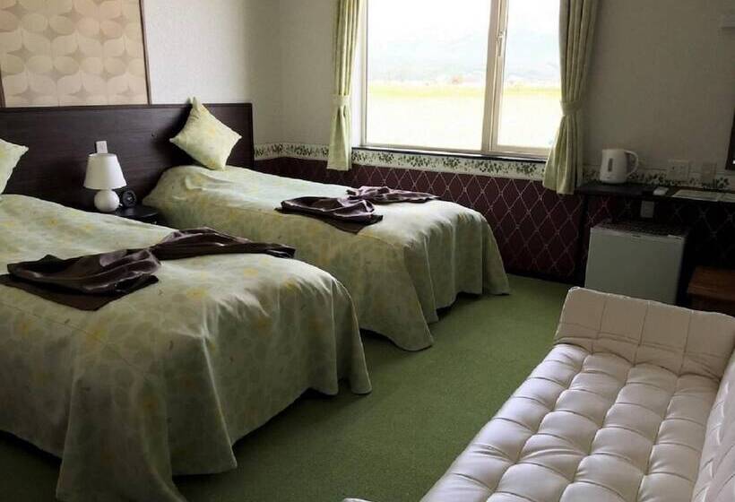 Petit Hotel Blanc Fleur