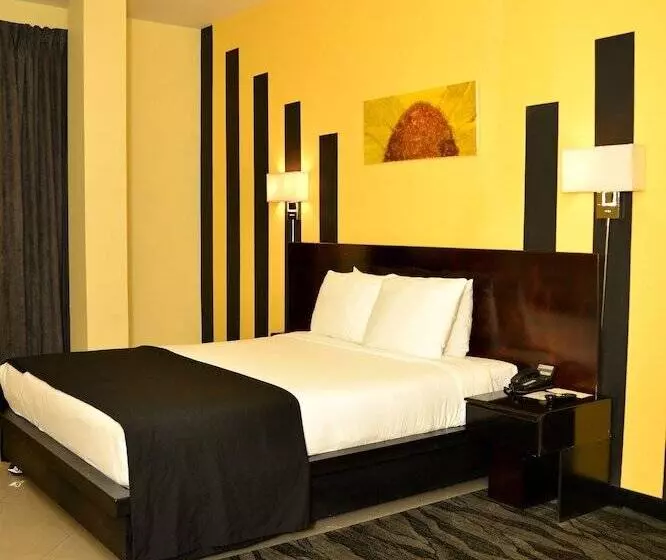 هتل Regent Star