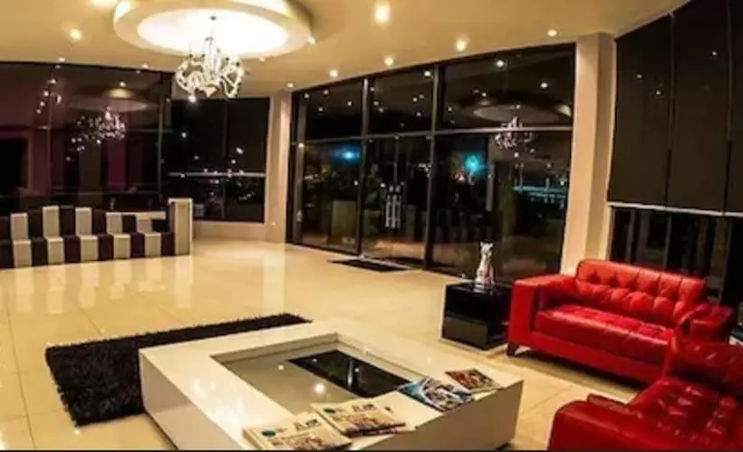 هتل Regent Star