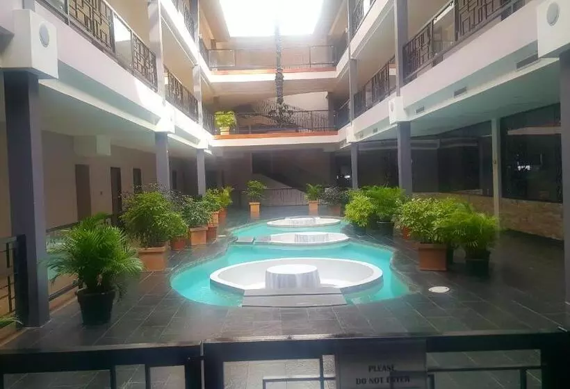 هتل Regent Star