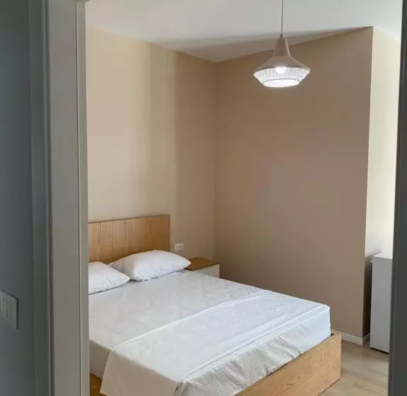 ホテル Saranda Rooms