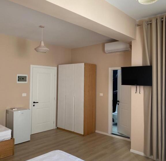 Hotel Saranda Rooms