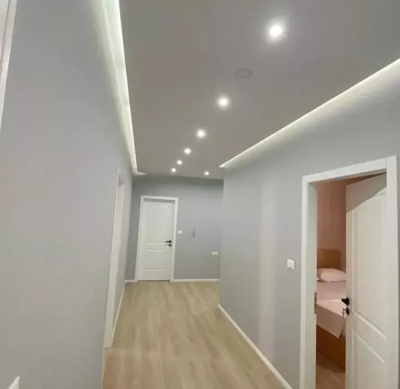 ホテル Saranda Rooms