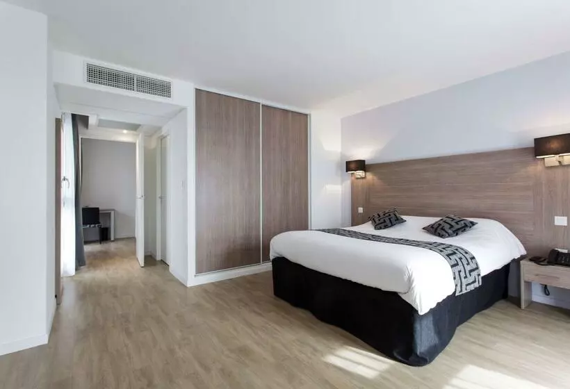 Hotelli Tulip Inn Massy Palaiseau  Residence