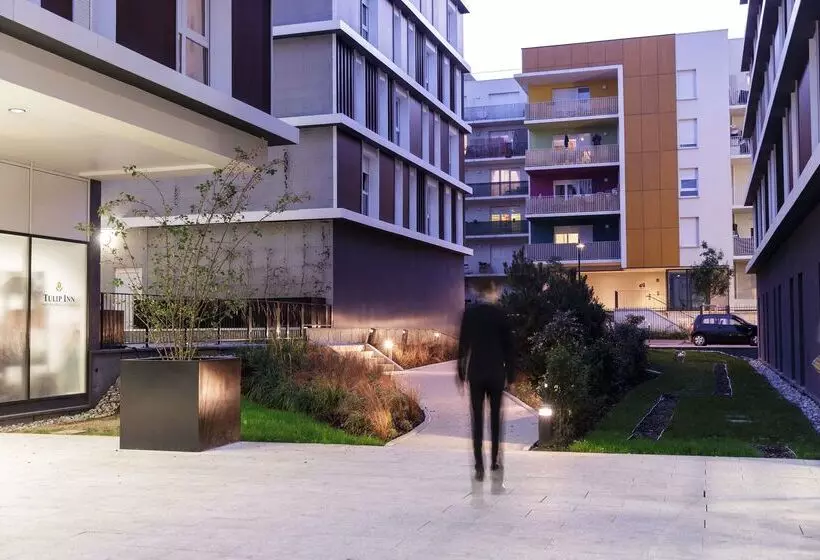 Hotelli Tulip Inn Massy Palaiseau  Residence