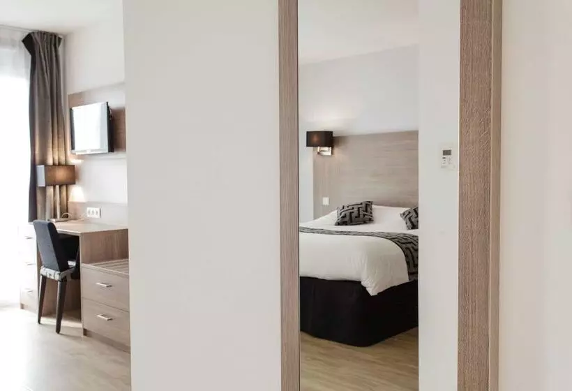 Hotelli Tulip Inn Massy Palaiseau  Residence