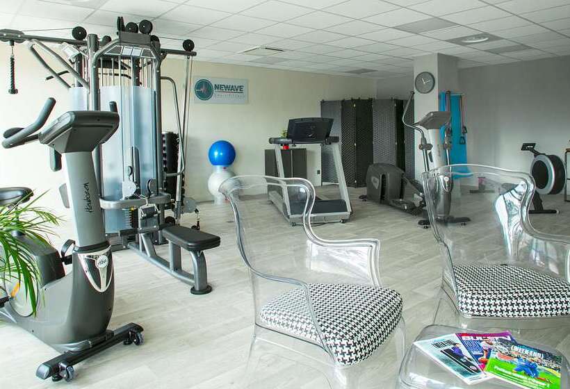 فندق Tulip Inn Massy Palaiseau  Residence