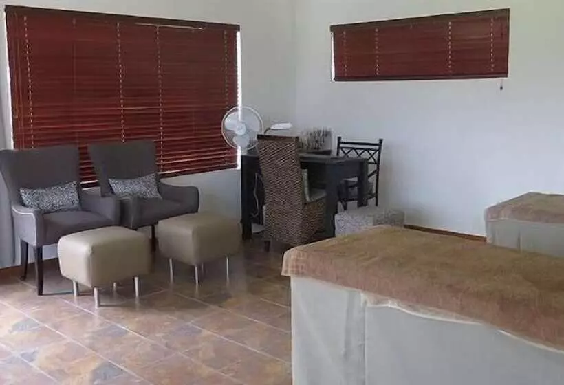 هتل Ukuthula Lodge